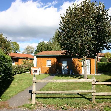 Gite Avec Cheminee, Terrasse Et Wifi - Animaux Acceptes - Fr-1-496-163 Usson-en-Forez Екстер'єр фото